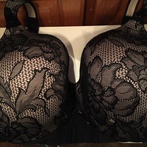 CACIQUE 40F Black Lace   Lightly Lined Underwire Bra
